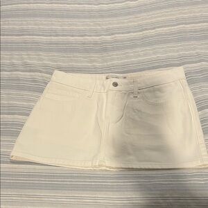 Hollister white mini skort